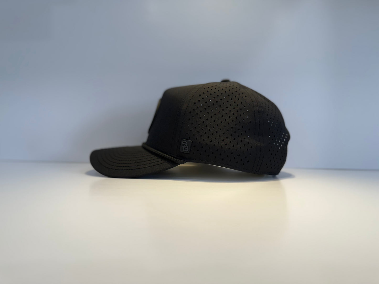 "THE DOC" • 5 PANEL W/ROPE • SNAPBACK • BLACK
