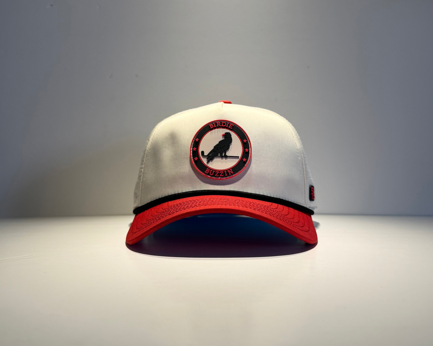 "THE DUDE" • 5 PANEL • SNAPBACK • OFF WHITE/RED