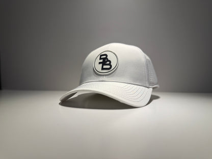 "THE TAILS" • 6 PANEL • SNAPBACK • WHITE