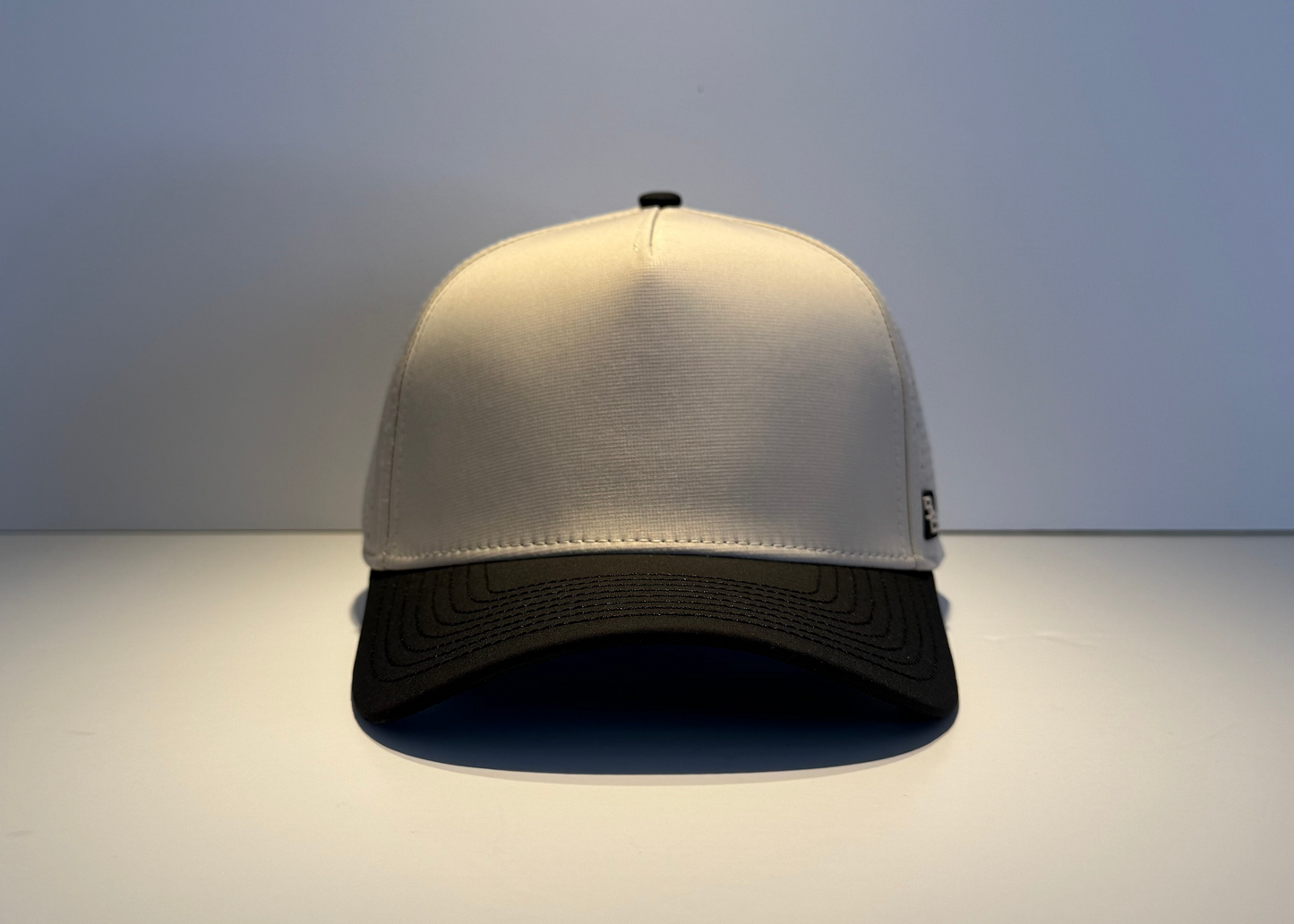 "THE COOPER" • 5 PANEL • SNAPBACK • TAN & BLACK