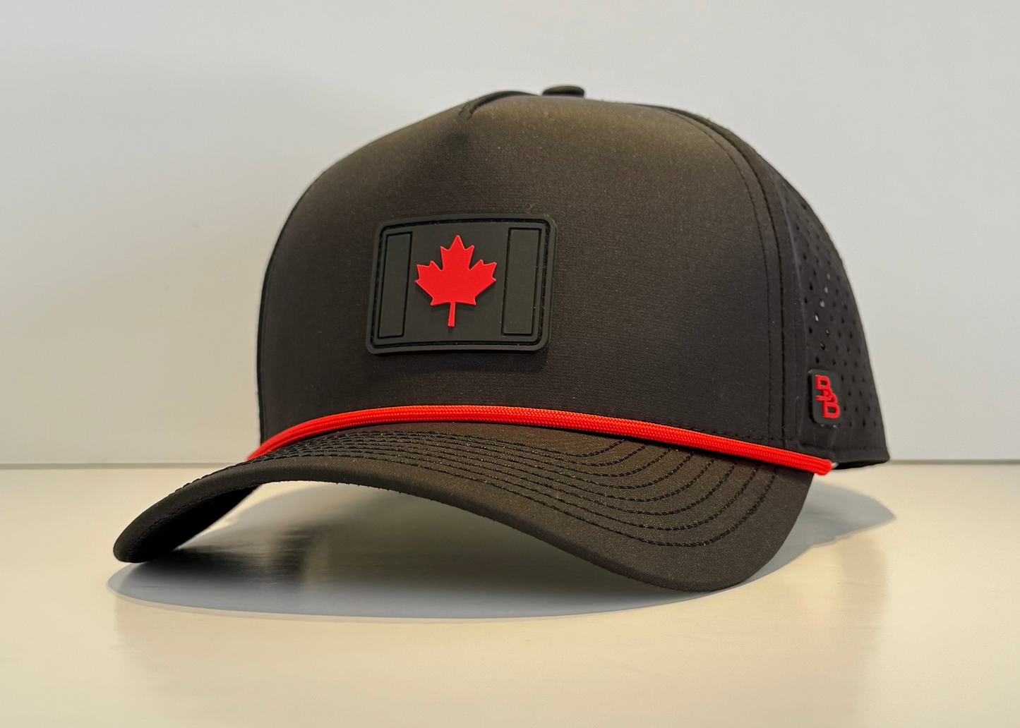 "OH CANADA" • 5 PANEL WITH ROPE • SNAPBACK • BLACK